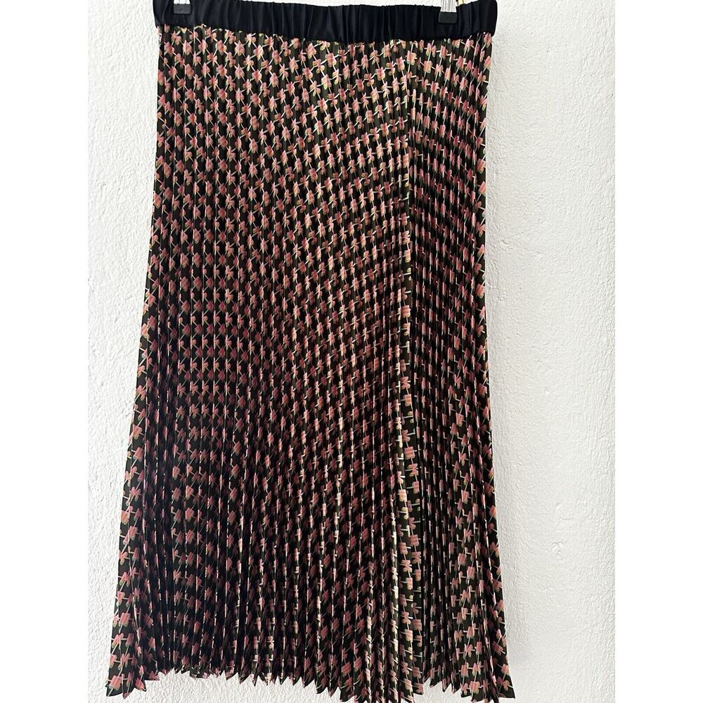 Scotch & Soda Black and Pink Pleated Midi Skirt - Picture 7 of 11